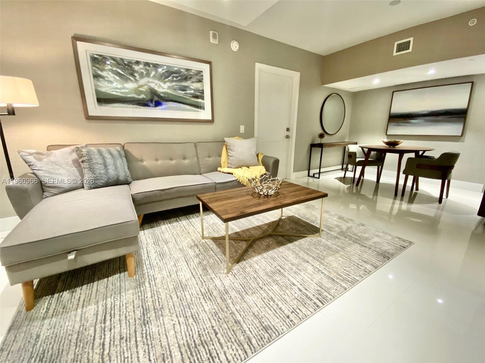 2960 NE 207th St #TS-102 Aventura, FL 33180