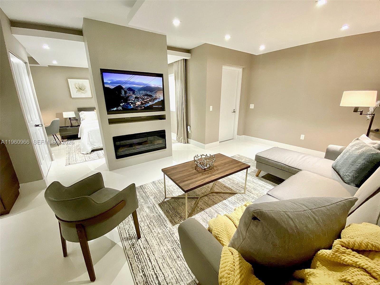 2960 NE 207th St #TS-102 Aventura, FL 33180