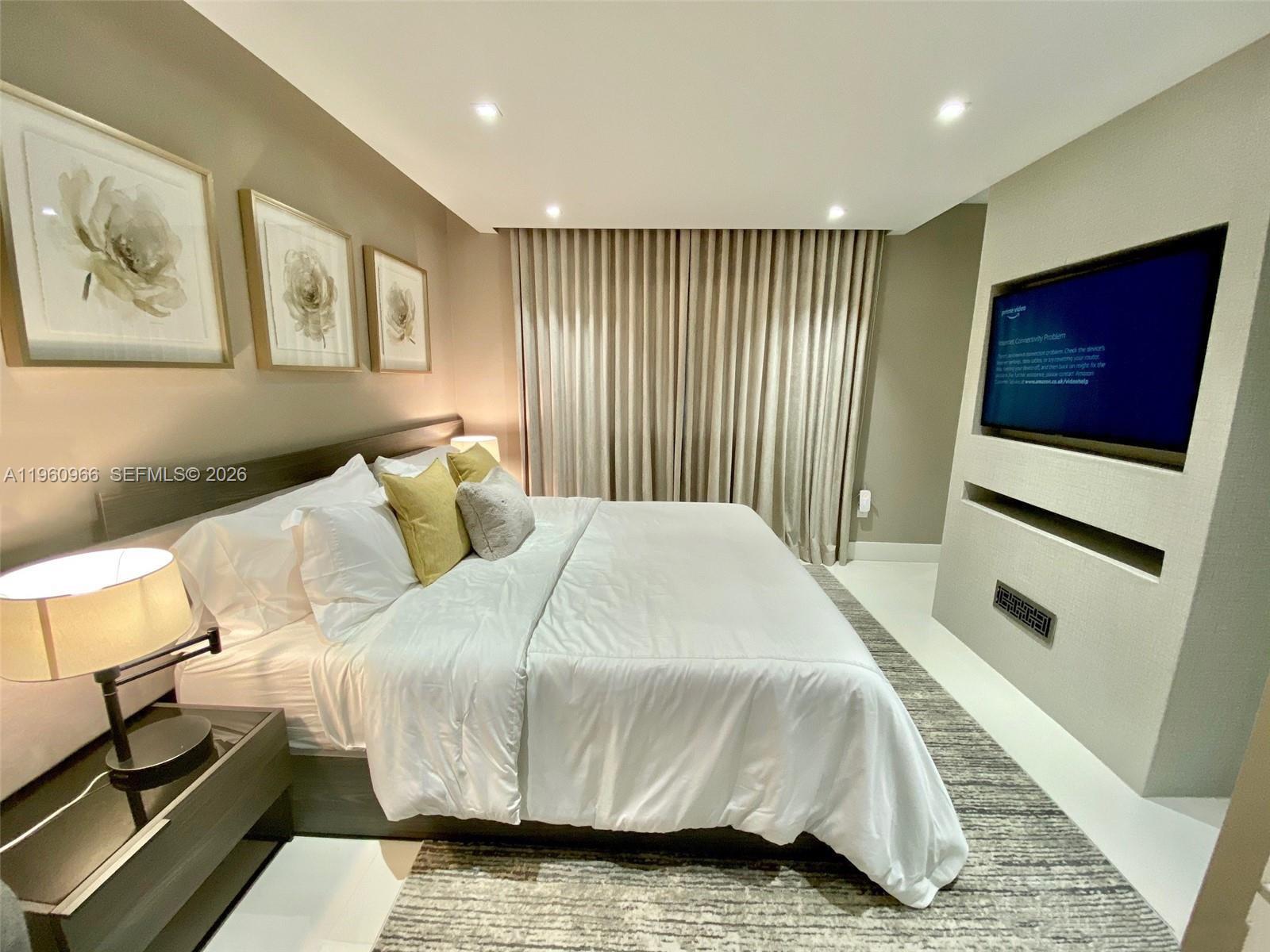 2960 NE 207th St #TS-102 Aventura, FL 33180