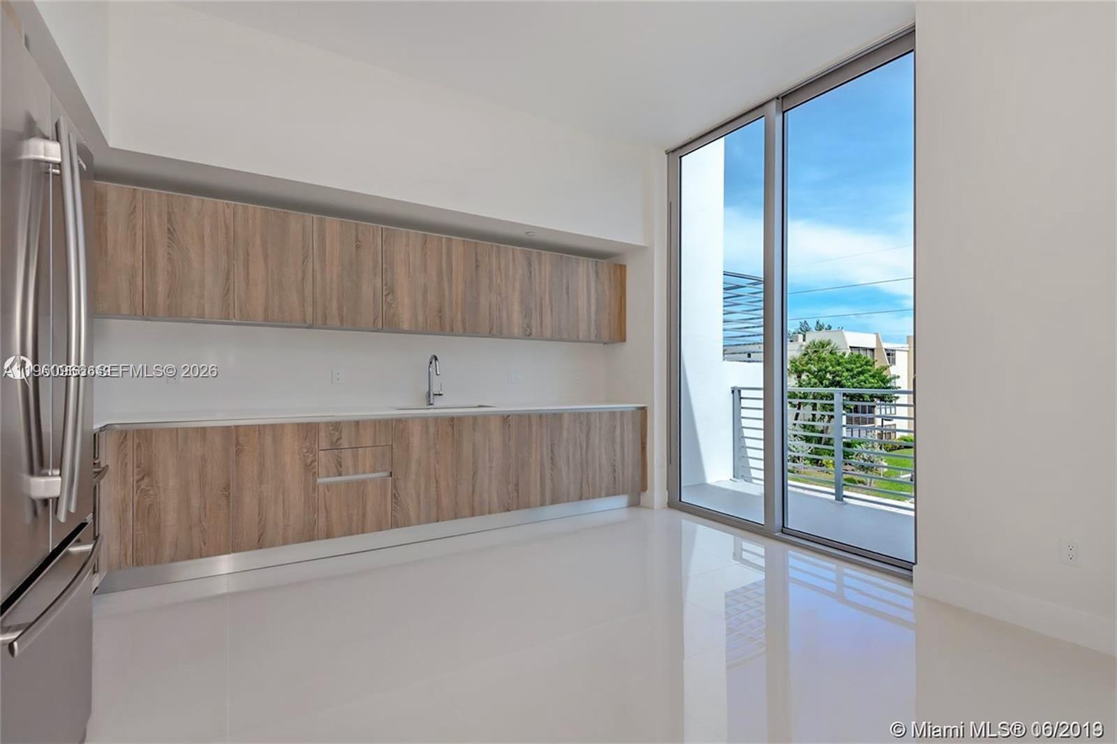 2960 NE 207th St #TS-102 Aventura, FL 33180