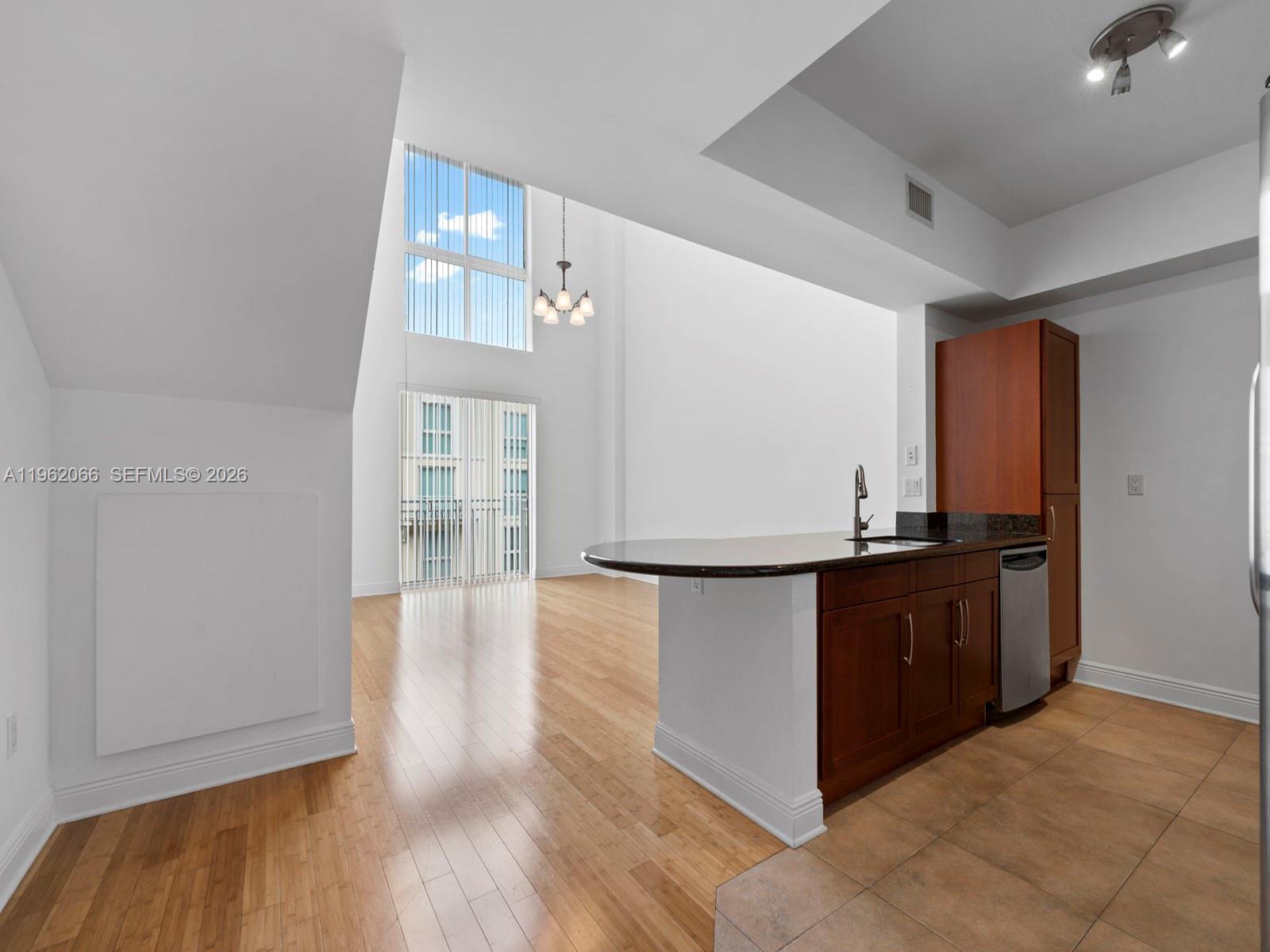 7265 SW 89th St #A520 Miami, FL 33156