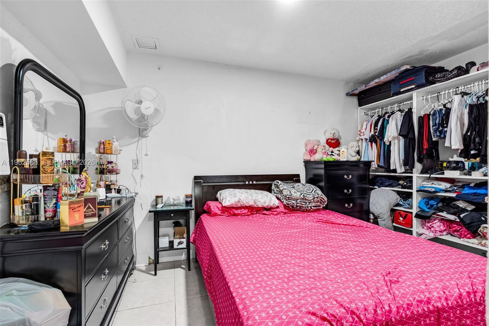 941 SW 31st Ct Miami, FL 33135