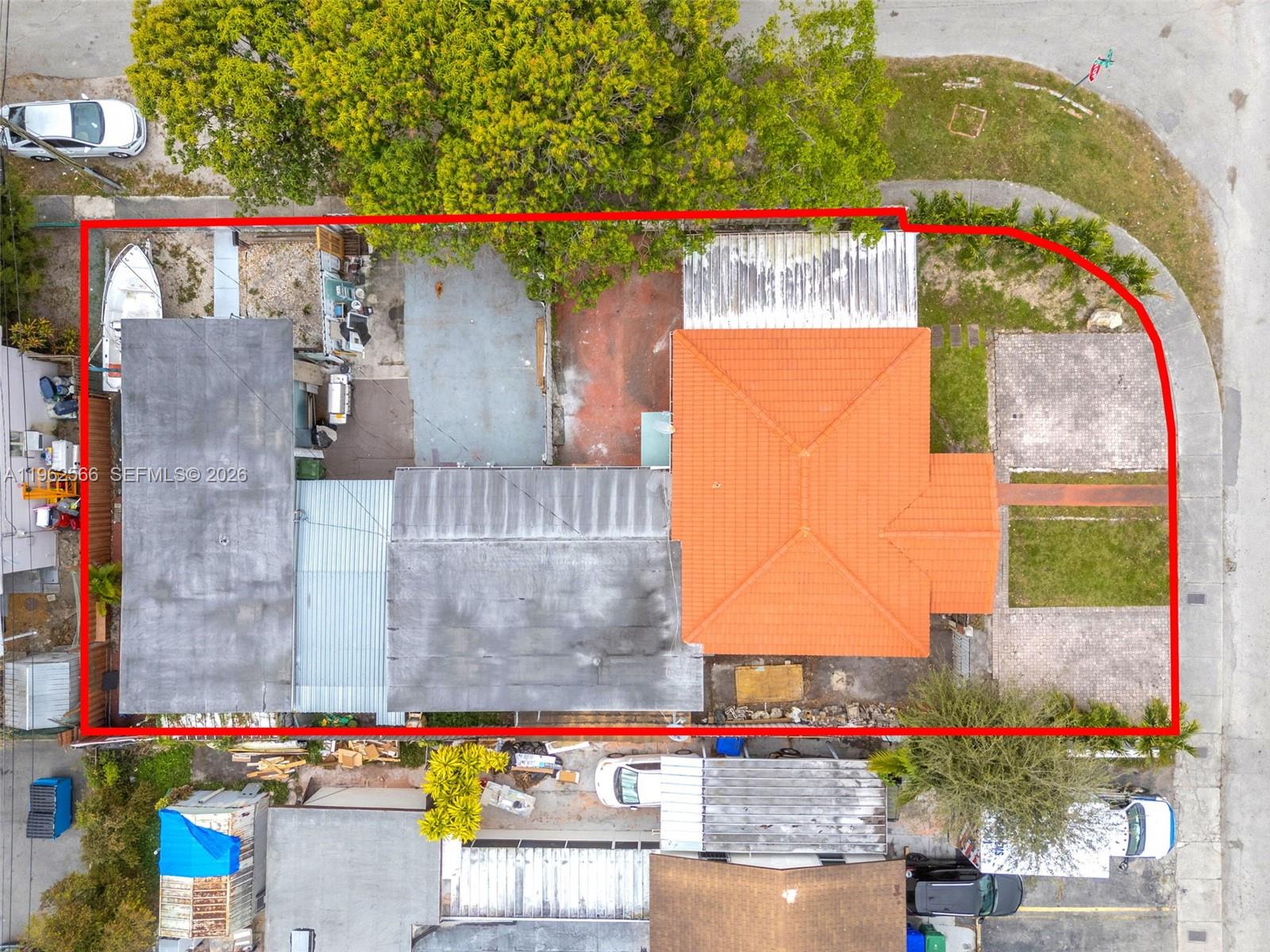 941 SW 31st Ct Miami, FL 33135