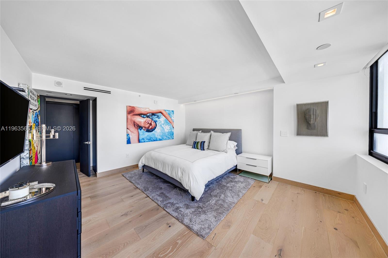 10205 Collins Ave #1002 Bal Harbour, FL 33154