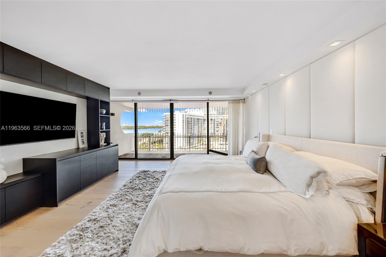 10205 Collins Ave #1002 Bal Harbour, FL 33154