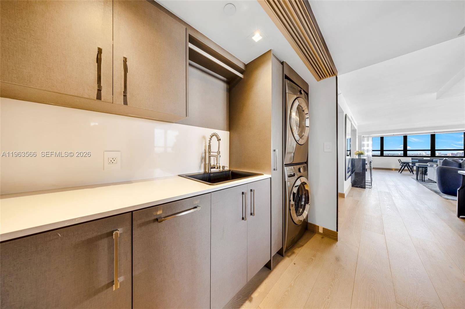 10205 Collins Ave #1002 Bal Harbour, FL 33154