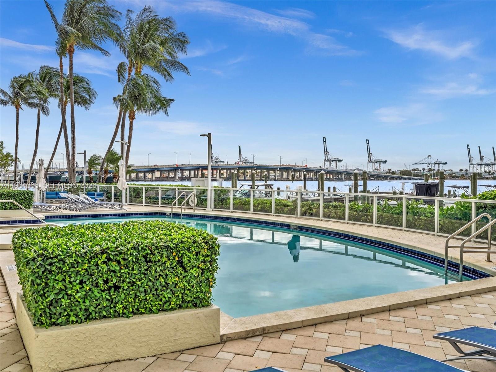 image The Floridian74