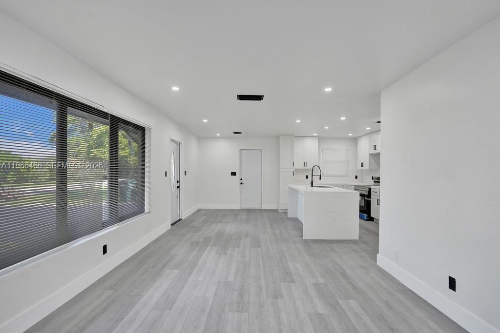 1628 NE 7th Ave Fort Lauderdale, FL 33305