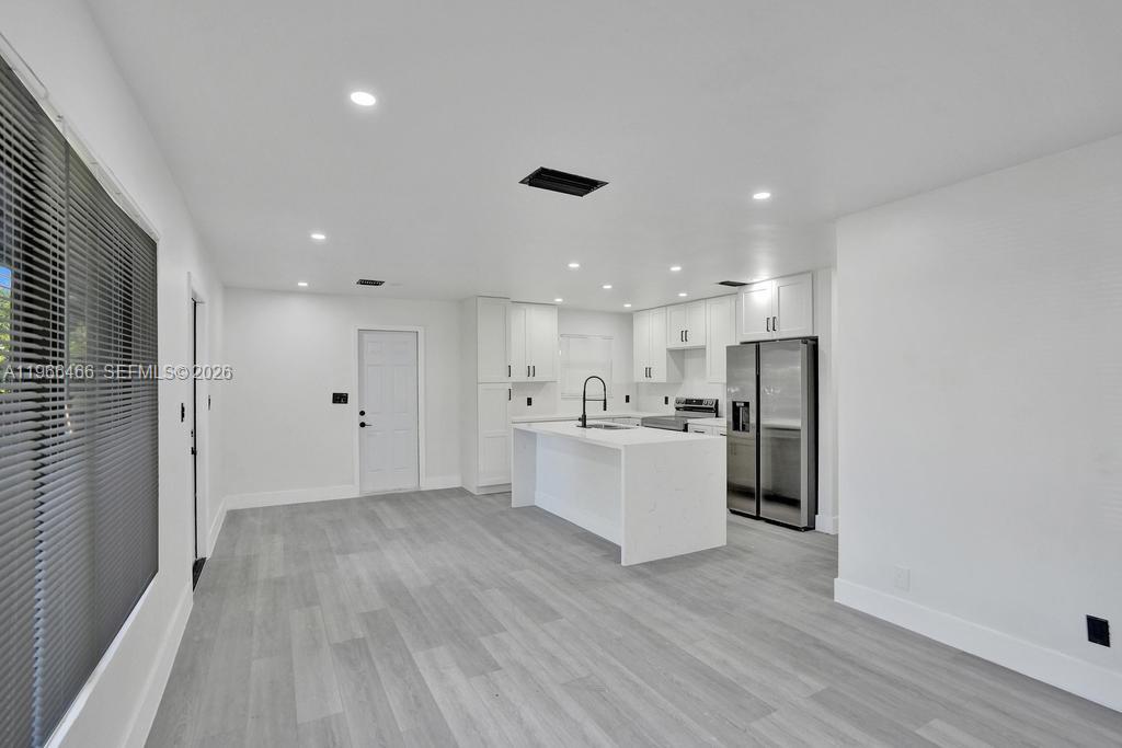 1628 NE 7th Ave Fort Lauderdale, FL 33305