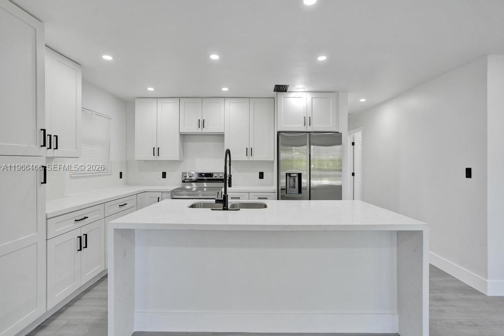 1628 NE 7th Ave Fort Lauderdale, FL 33305