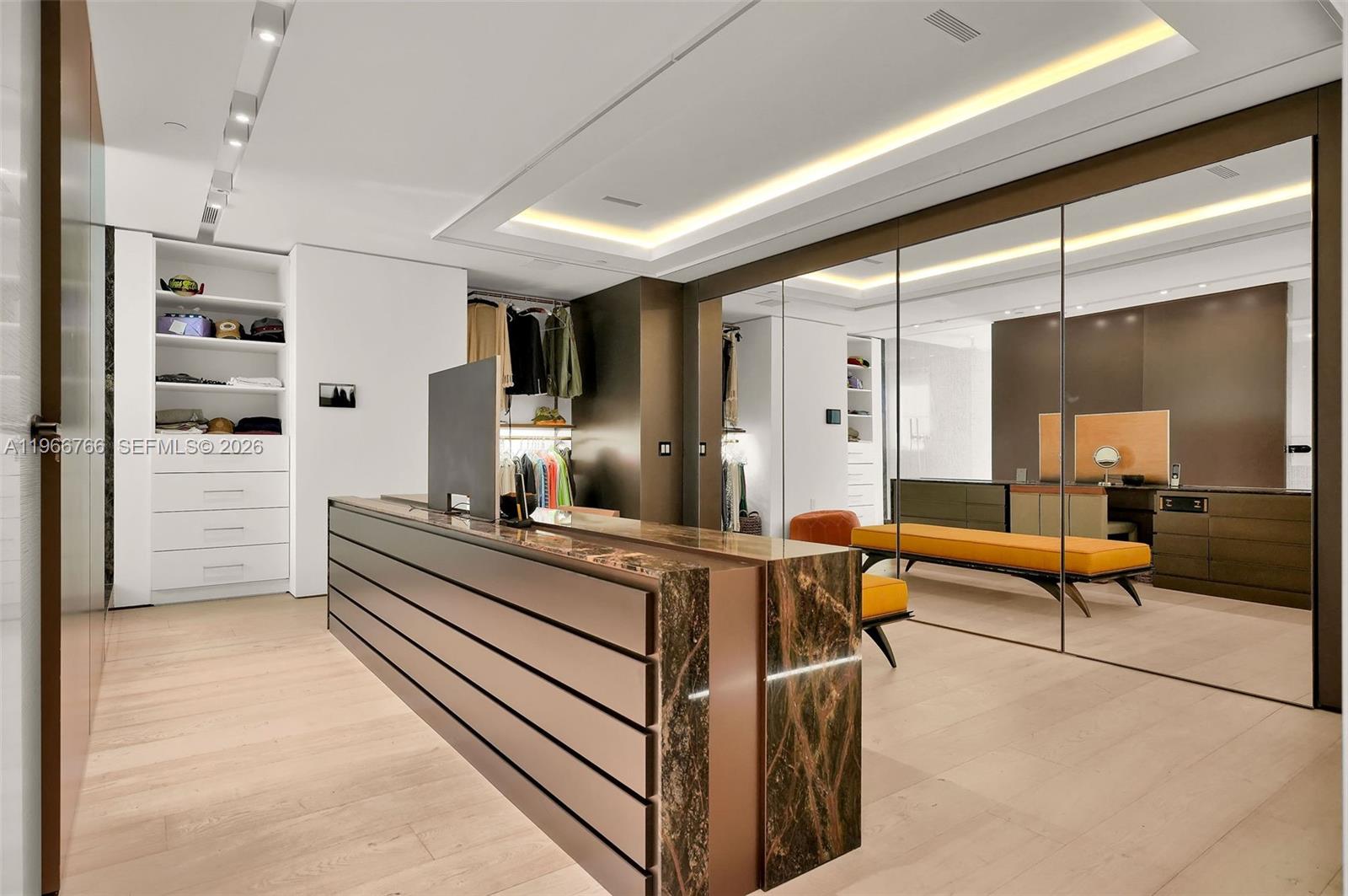 20165 NE 39th Pl #1103&1104 Aventura, FL 33180