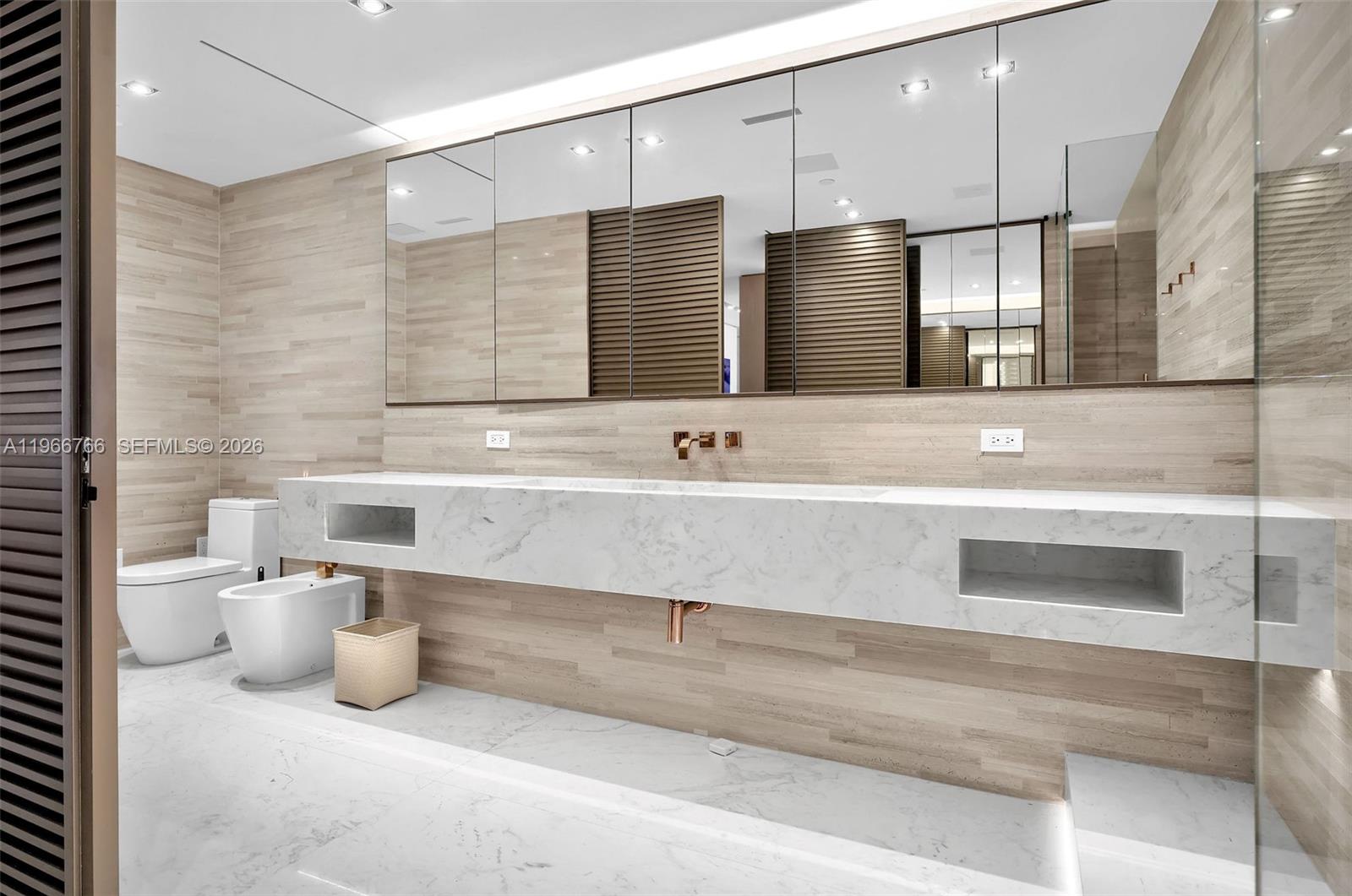 20165 NE 39th Pl #1103&1104 Aventura, FL 33180