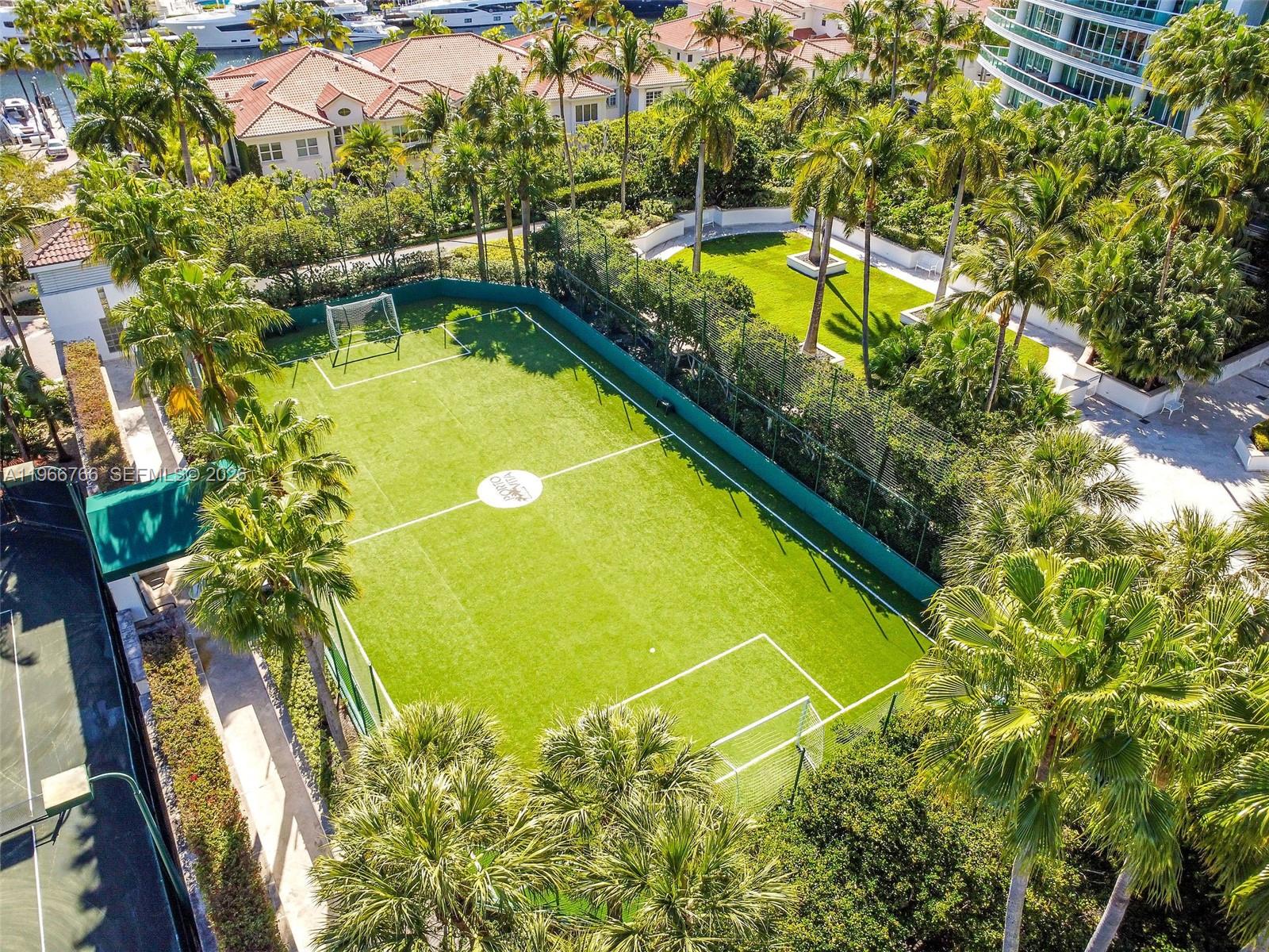 20165 NE 39th Pl #1103&1104 Aventura, FL 33180