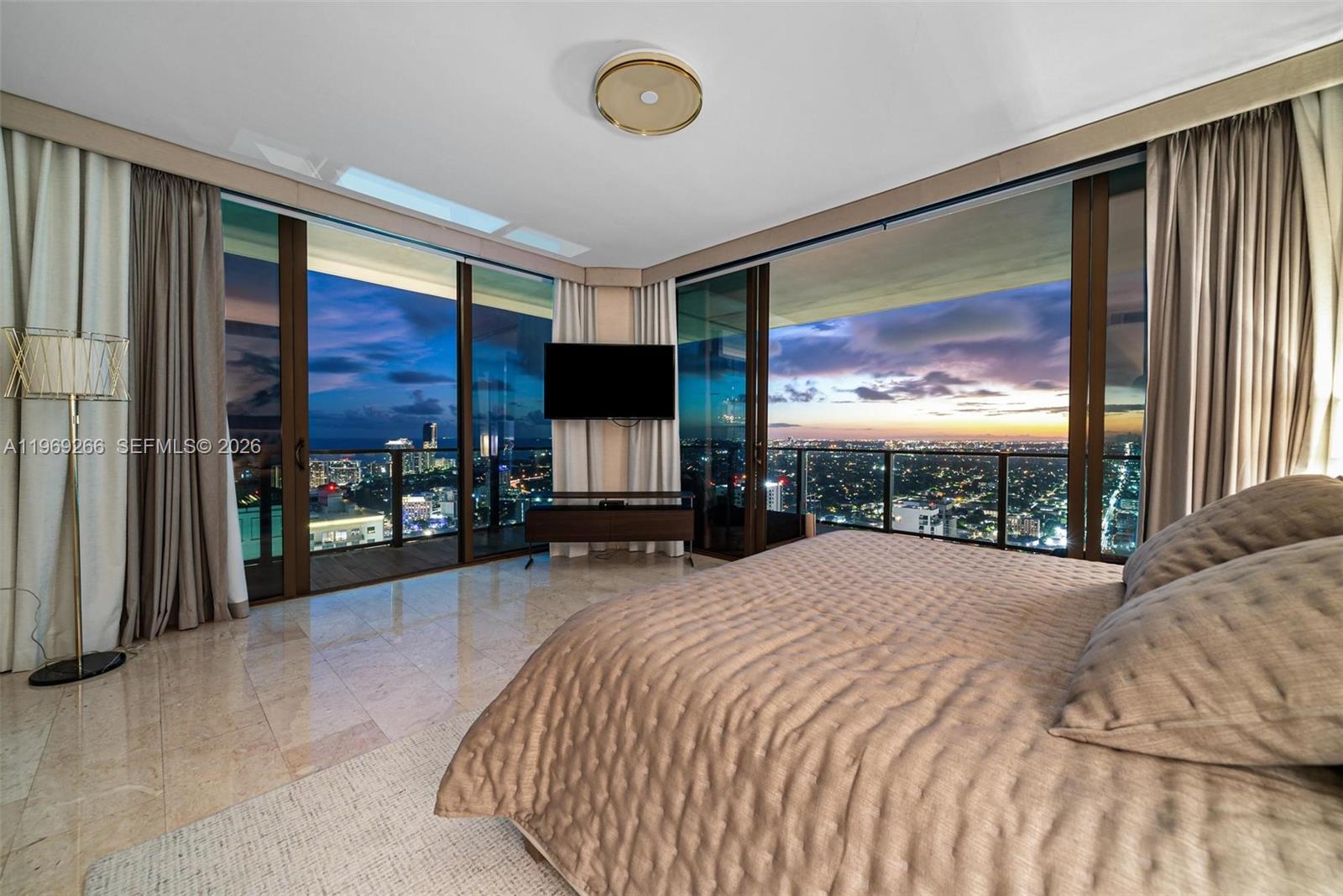 image Rise Brickell City Centre39