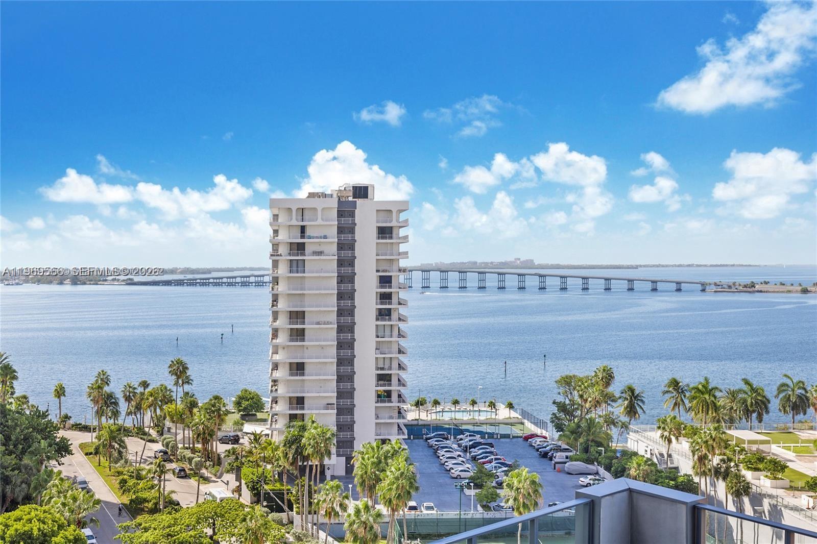 1451 Brickell Ave #1003