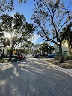 11712 SW 1st St Coral Springs, FL 33071