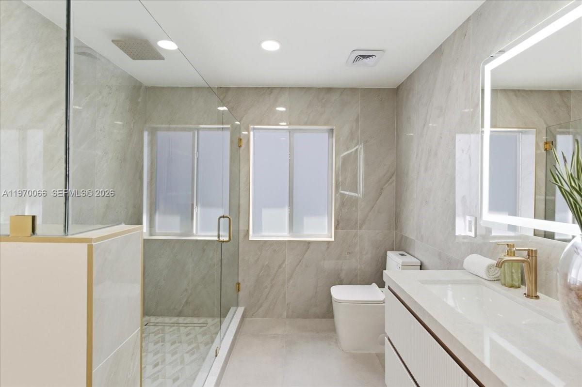 1971 SW 33rd Ave Miami, FL 33145