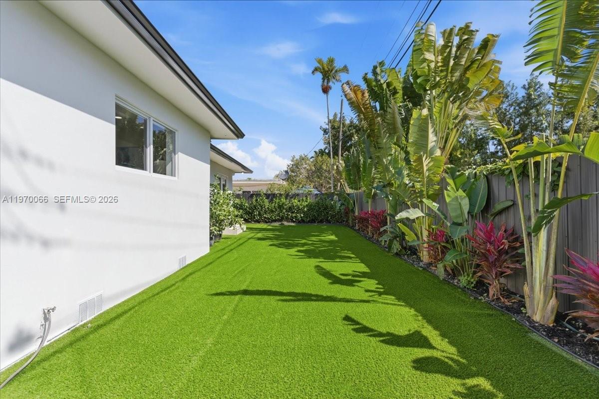 1971 SW 33rd Ave Miami, FL 33145