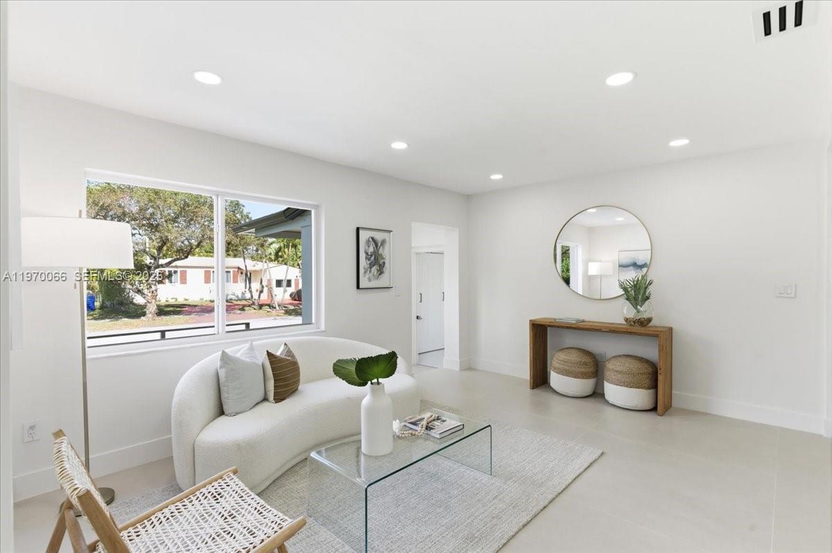 1971 SW 33rd Ave Miami, FL 33145