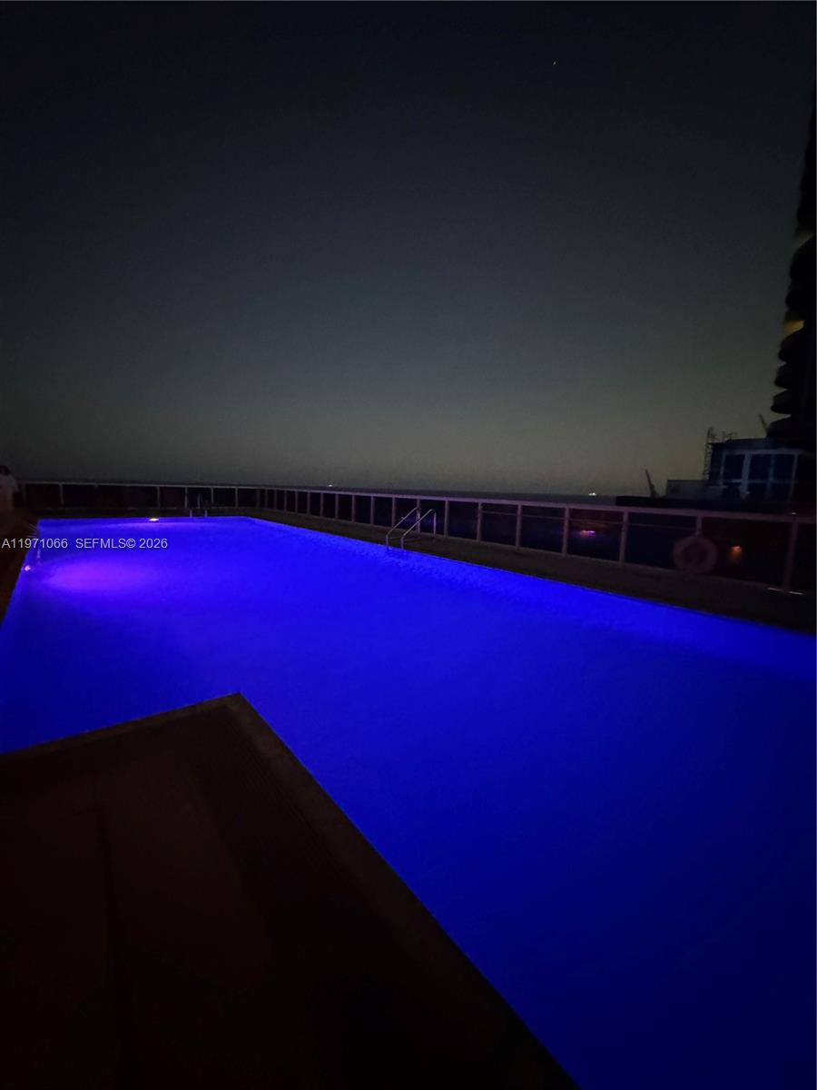 image Trump Tower II45