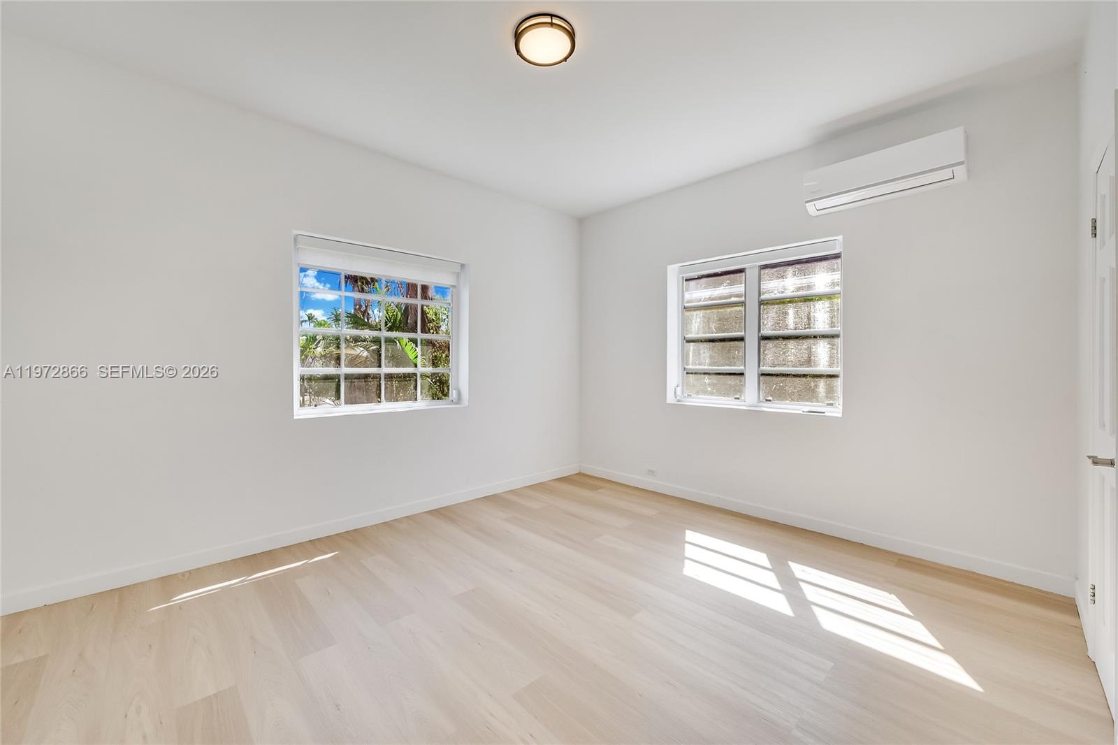 9056 Emerson Ave Surfside, FL 33154