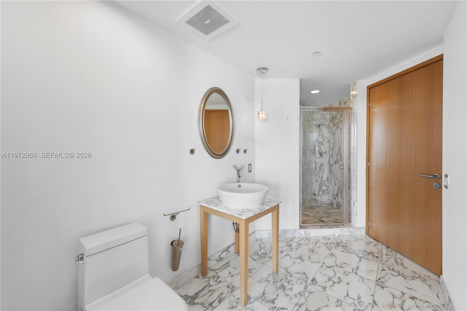 450 Alton Rd #3206 Miami Beach, FL 33139