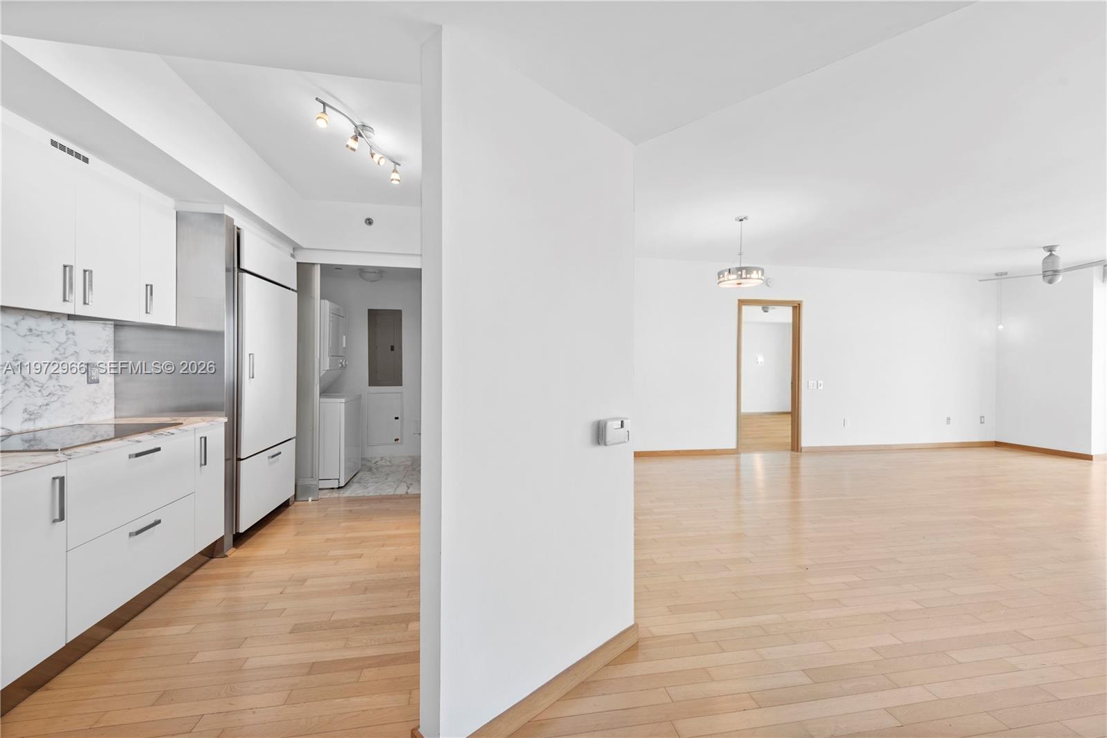 450 Alton Rd #3206 Miami Beach, FL 33139