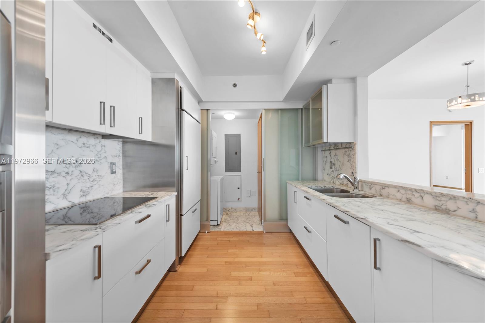 450 Alton Rd #3206 Miami Beach, FL 33139