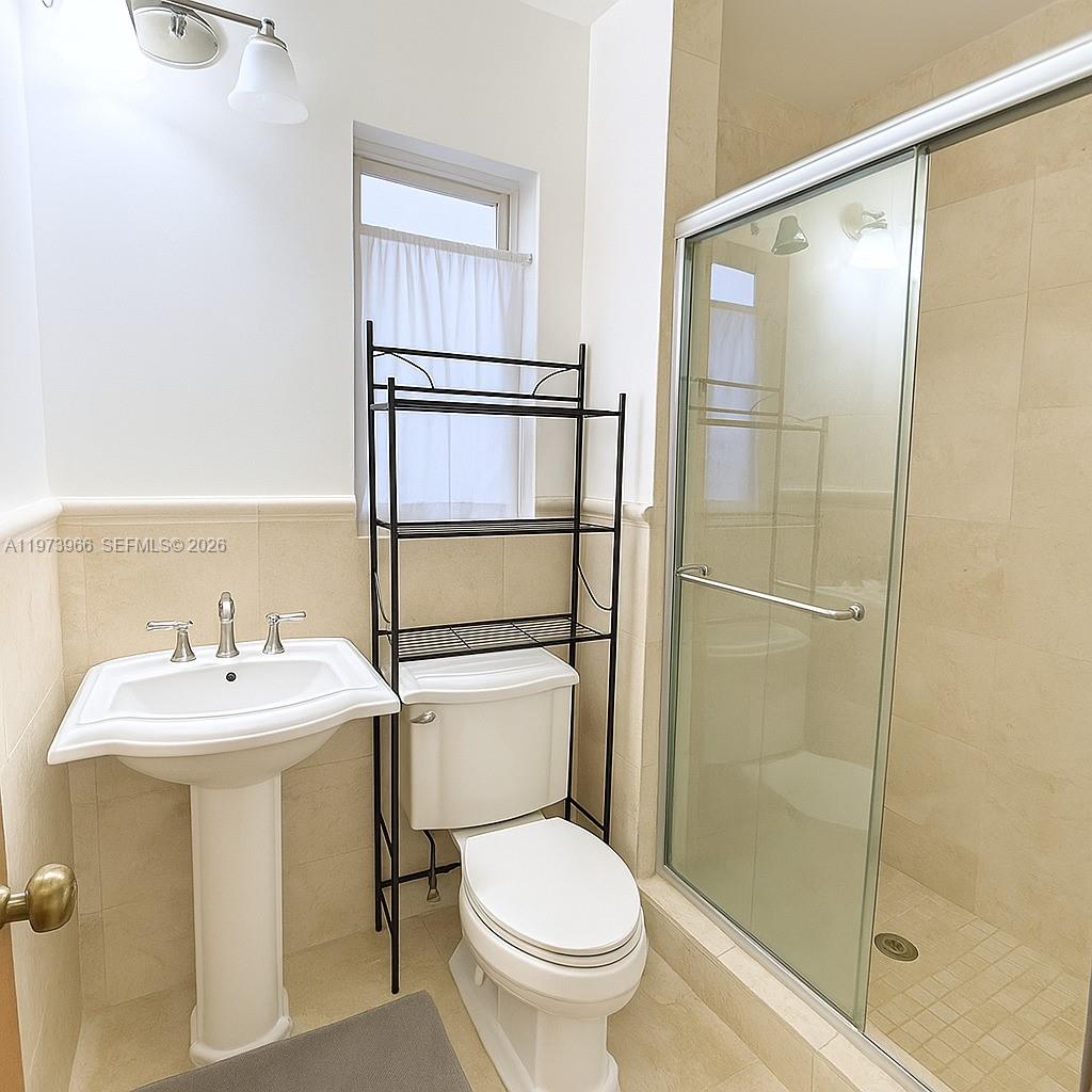 1915 Country Clb Prado Coral Gables, FL 33134