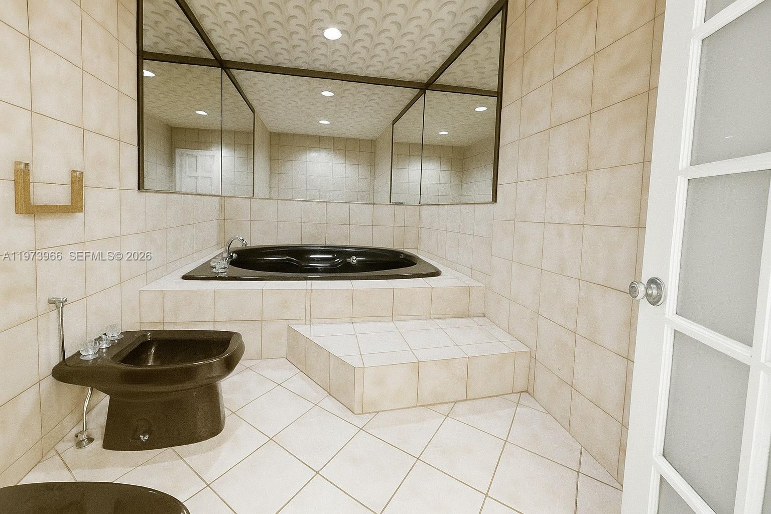 1915 Country Clb Prado Coral Gables, FL 33134