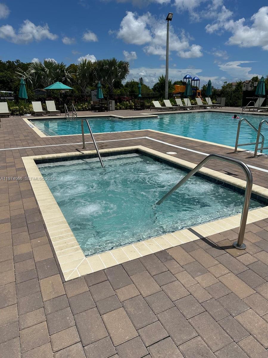 12221 NW 23rd Pl Miami, FL 33167