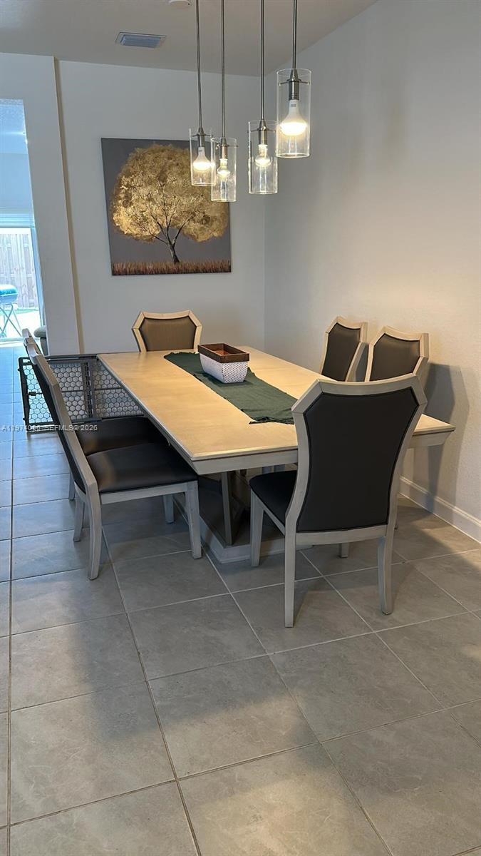 12221 NW 23rd Pl Miami, FL 33167