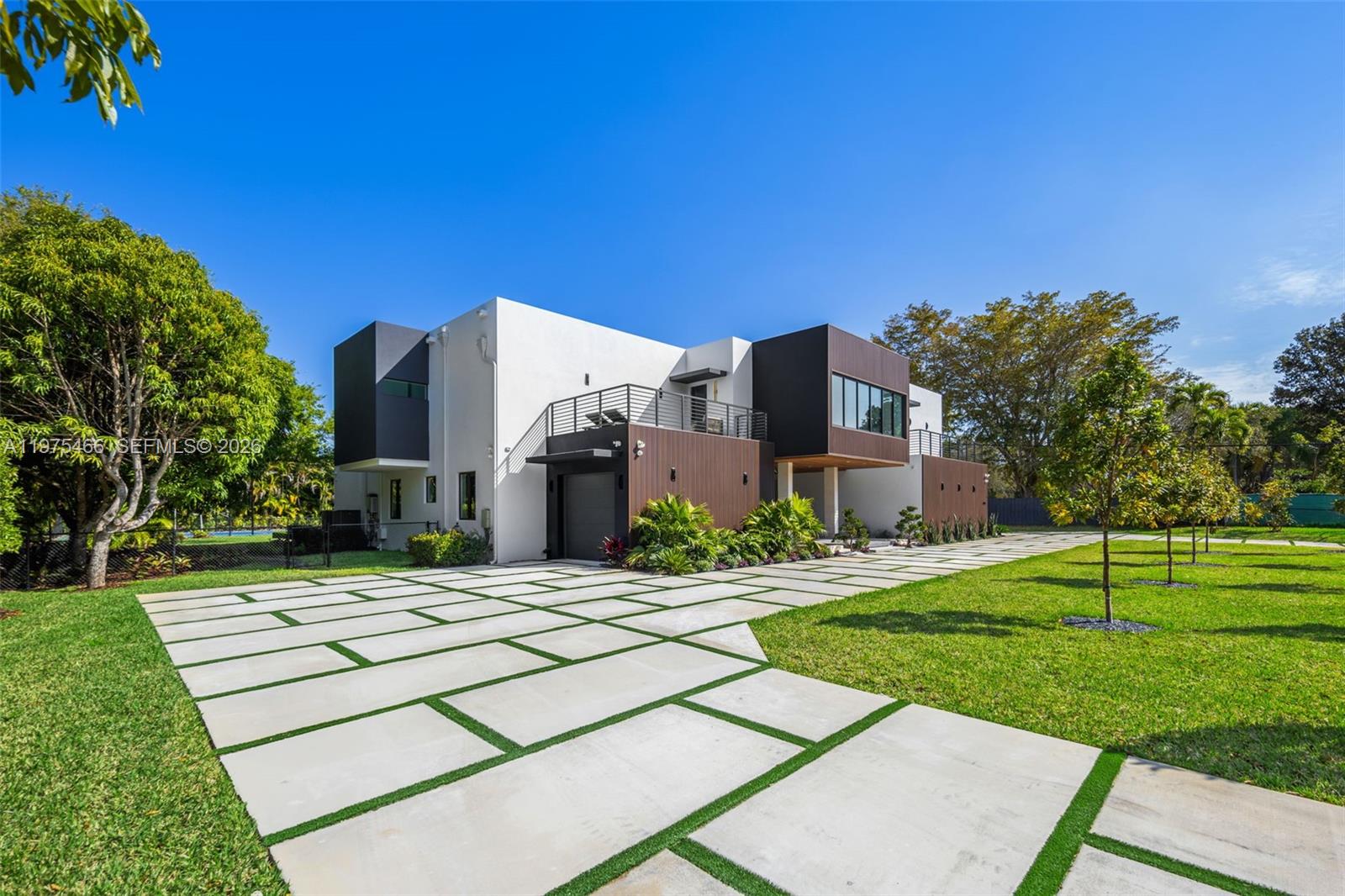 6445 SW 129th Ter Pinecrest, FL 33156