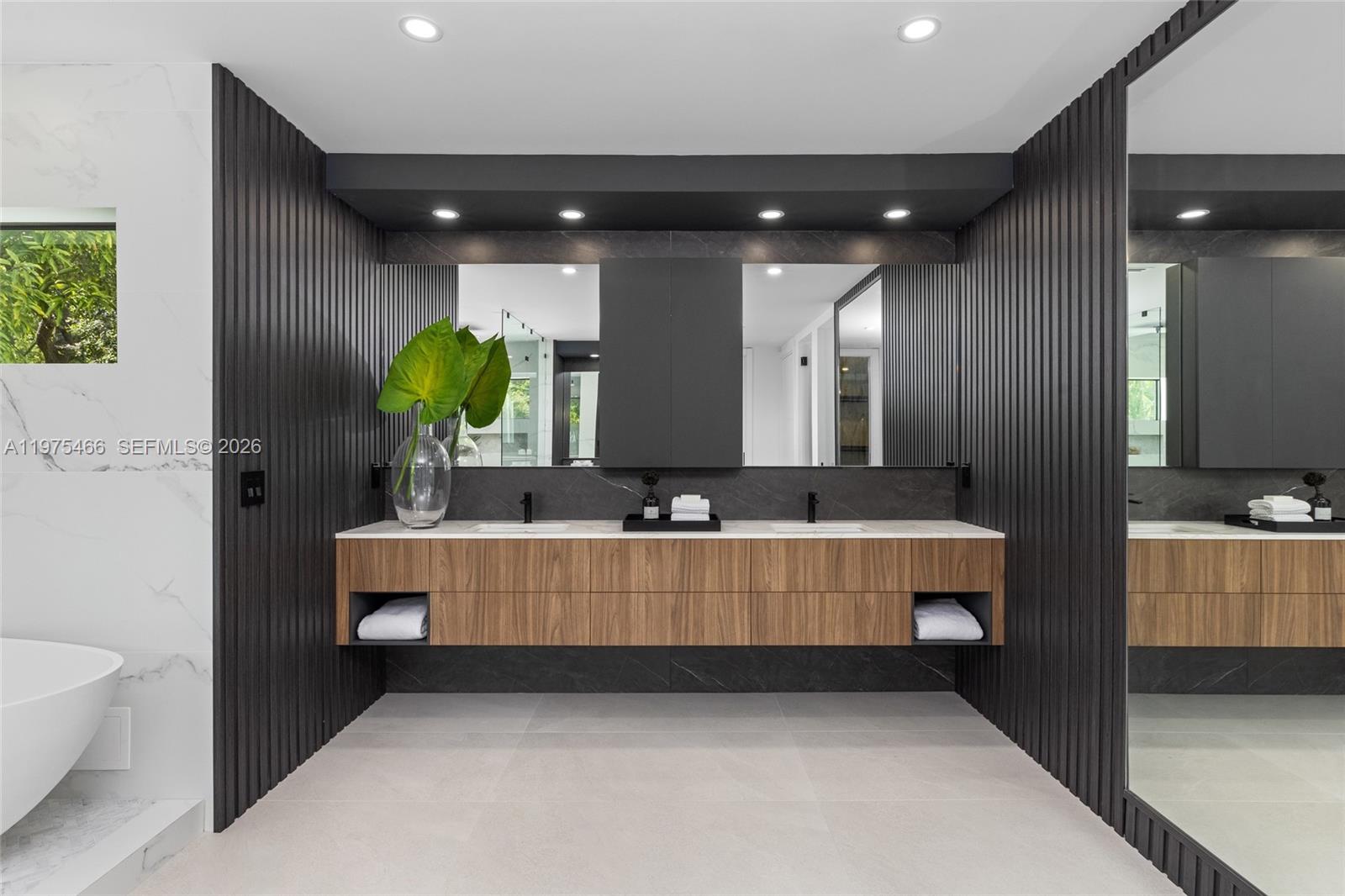 6445 SW 129th Ter Pinecrest, FL 33156