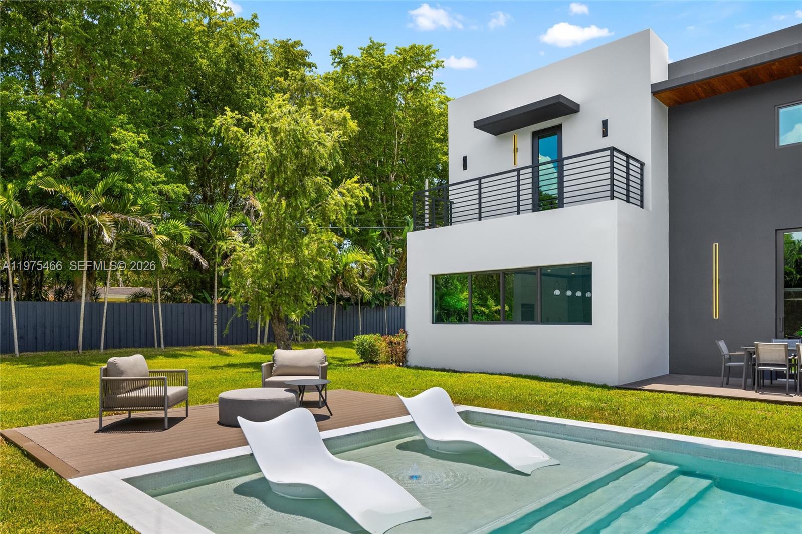 6445 SW 129th Ter Pinecrest, FL 33156