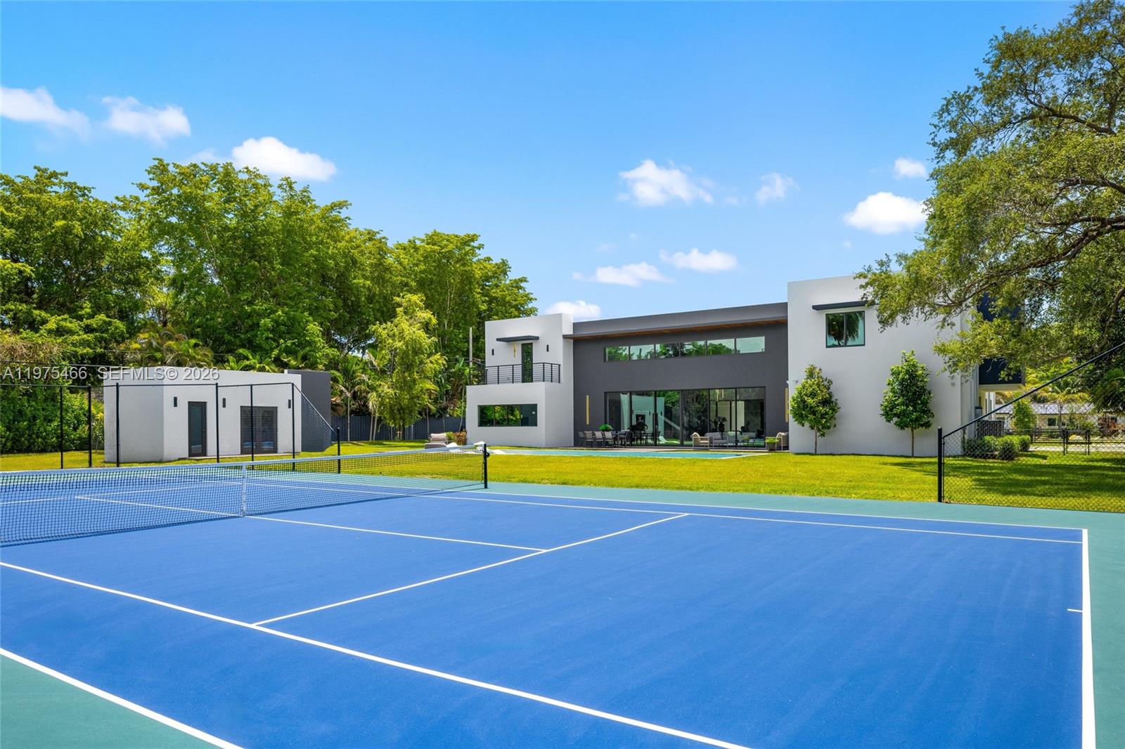 6445 SW 129th Ter Pinecrest, FL 33156