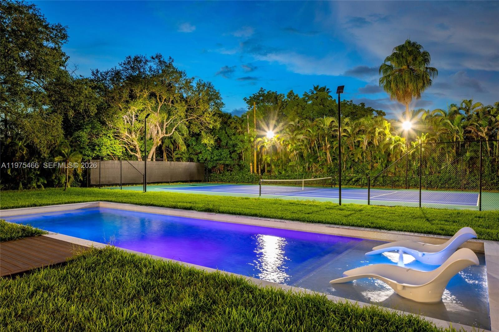 6445 SW 129th Ter Pinecrest, FL 33156