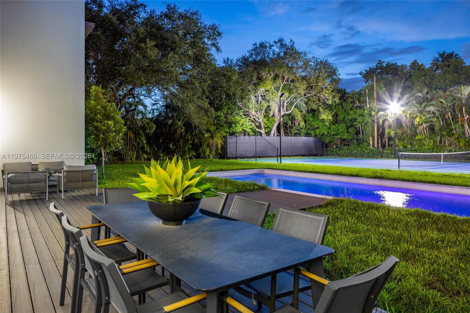 6445 SW 129th Ter Pinecrest, FL 33156