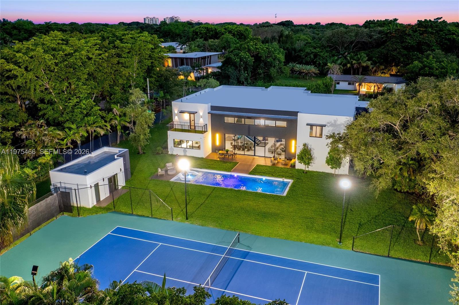 6445 SW 129th Ter Pinecrest, FL 33156