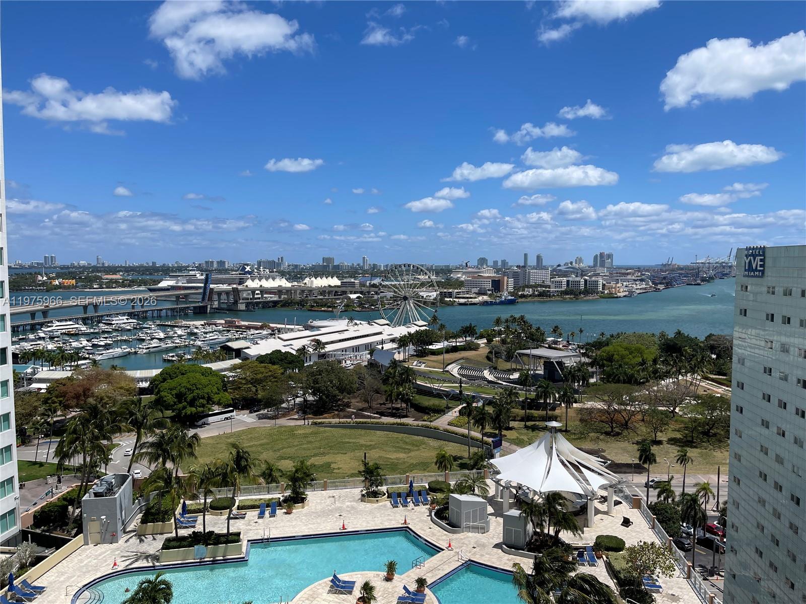 253 NE 2nd St #1707 Miami, FL 33132