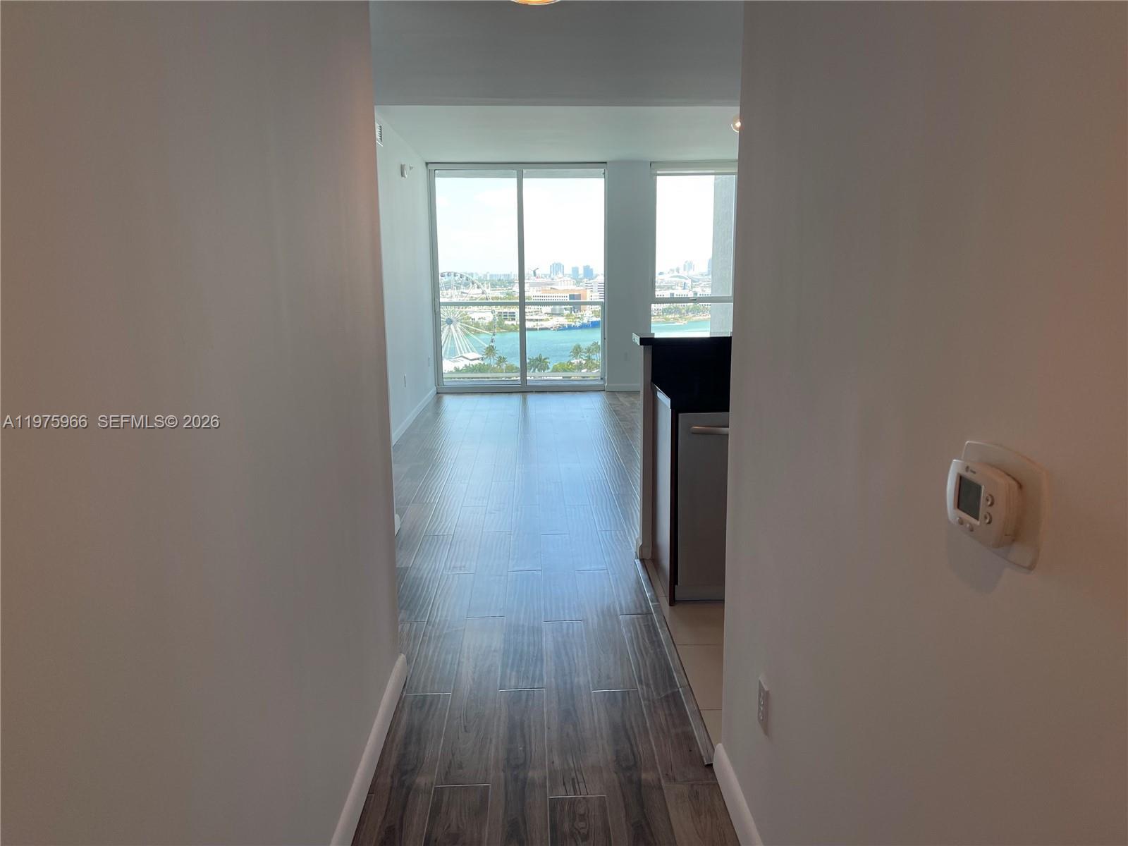 253 NE 2nd St #1707 Miami, FL 33132