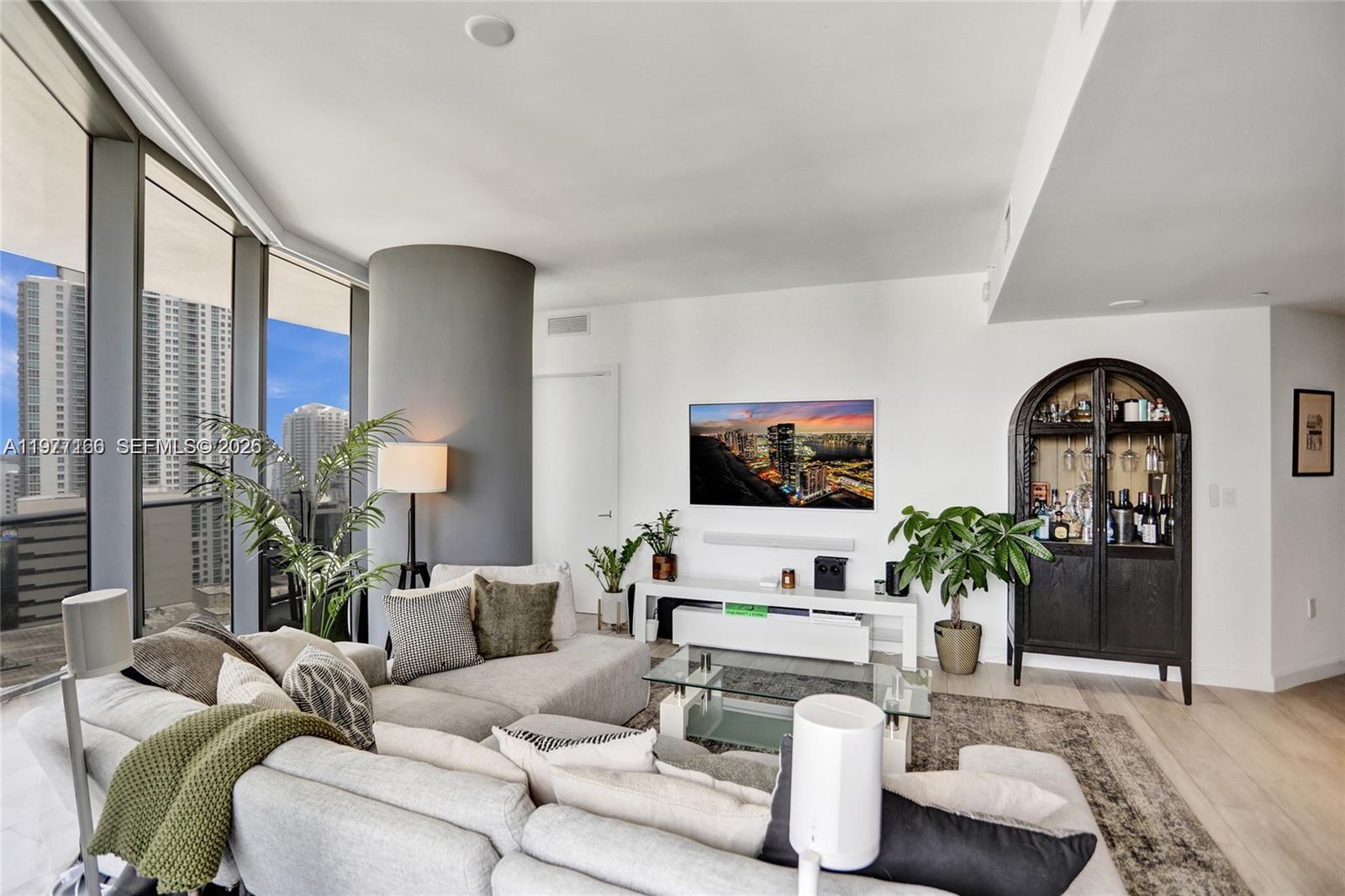 image Brickell Heights East6