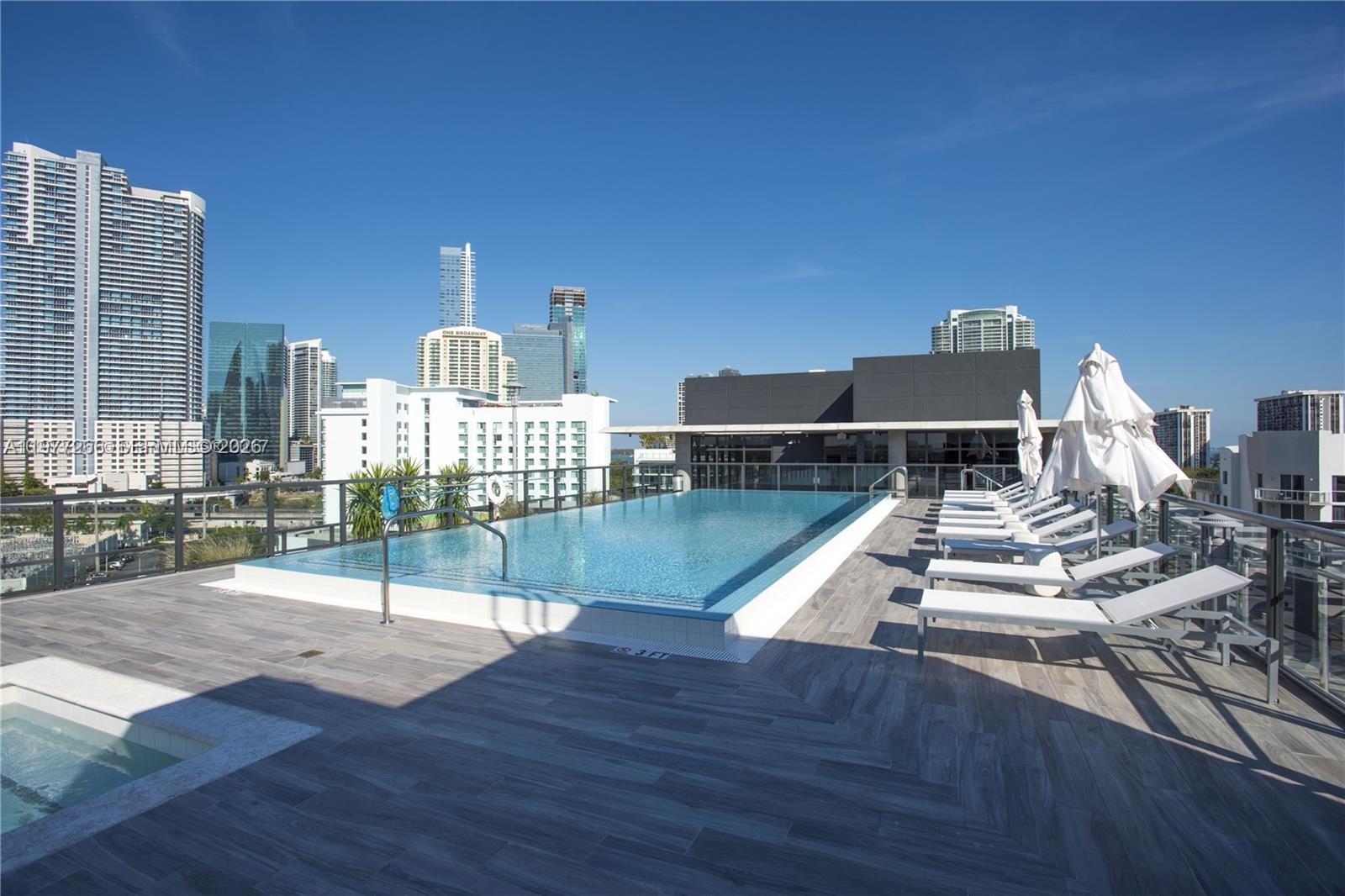 201 SW 17th Rd #304 Miami, FL 33129