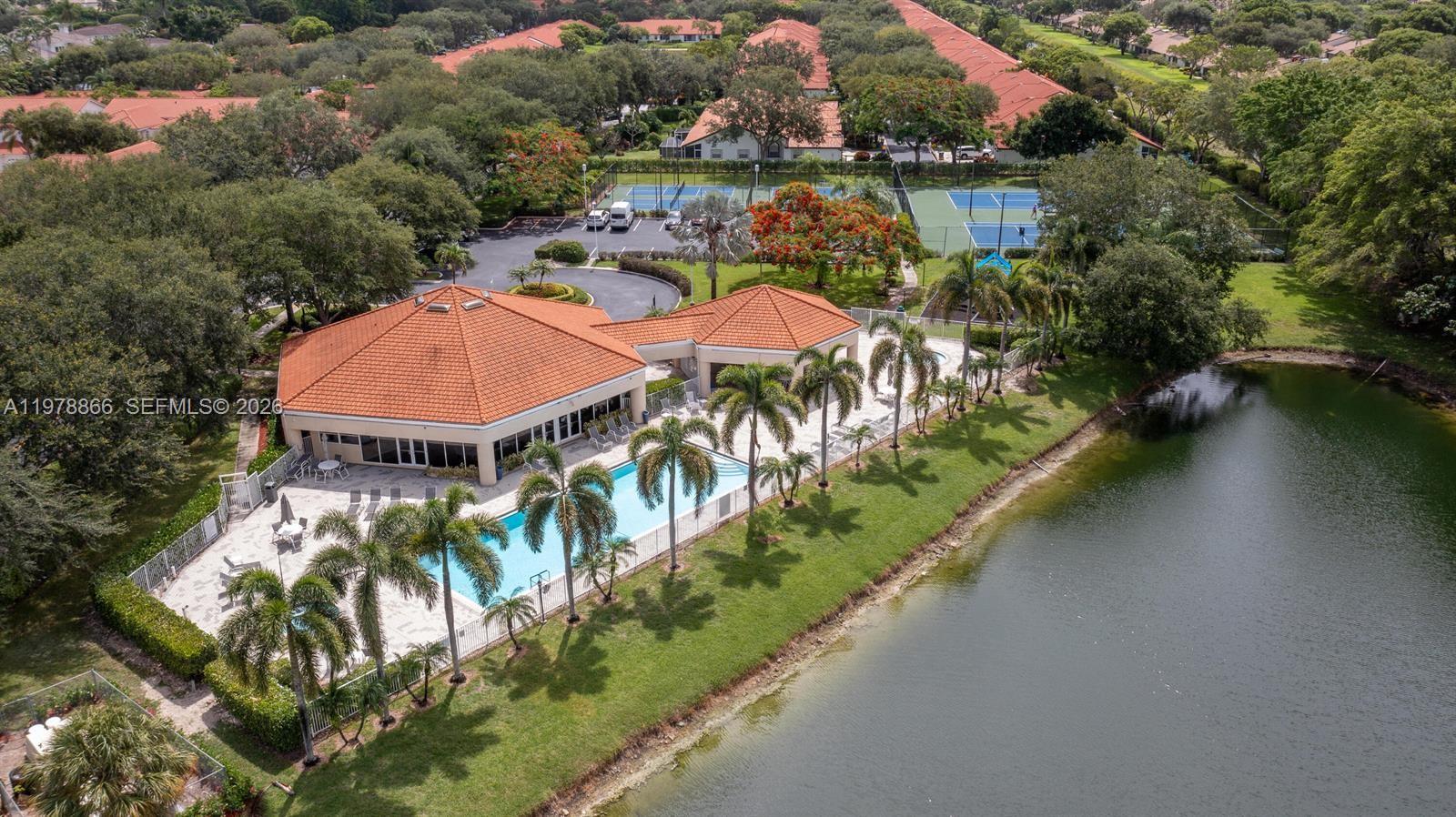 8652 Via Reale #1 Boca Raton, FL 33496