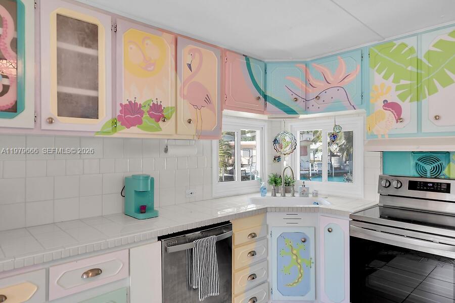 605 26th St Ocean Marathon, FL 33050