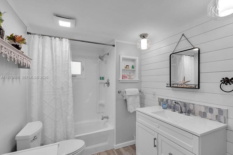 605 26th St Ocean Marathon, FL 33050