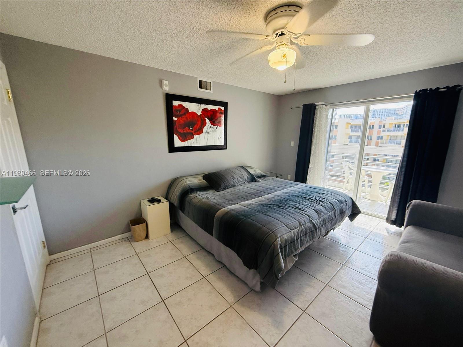 17801 N Bay Rd #614 Sunny Isles Beach, FL 33160