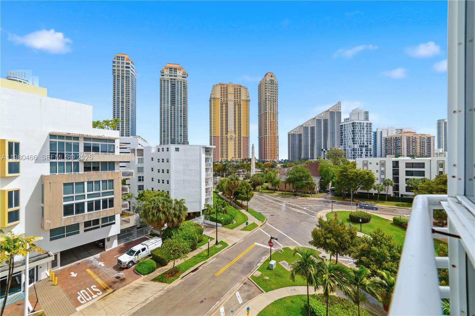 17801 N Bay Rd #614 Sunny Isles Beach, FL 33160