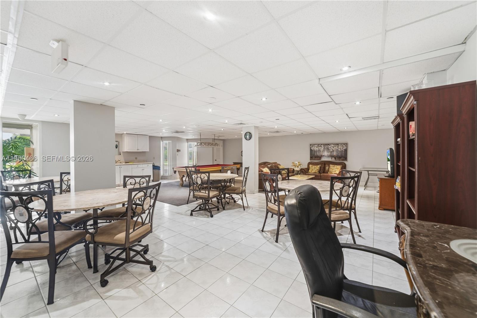 17801 N Bay Rd #614 Sunny Isles Beach, FL 33160