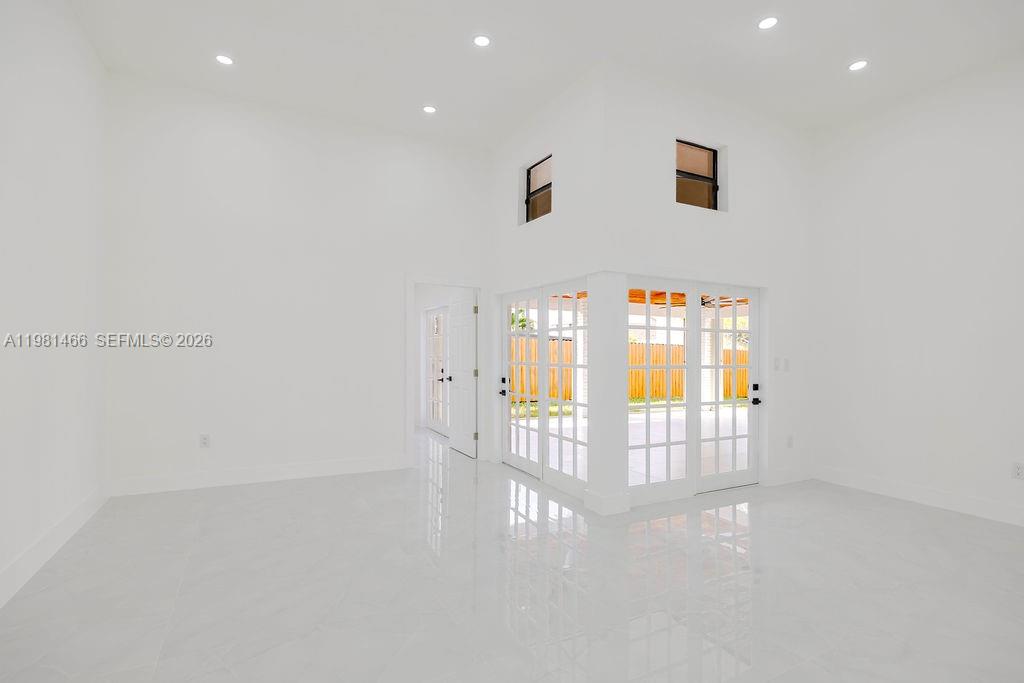 8940 SW 4th Ter Miami, FL 33174